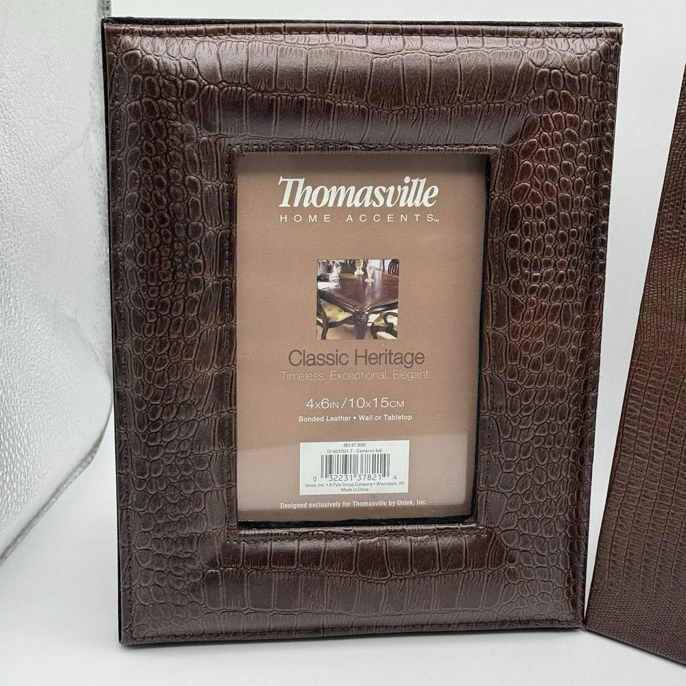Pair Thomasville Leather Croc Embossed 4x6 Picture Frames Brown Home Decor